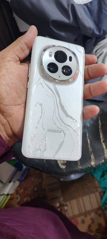 Honor Magic 6 pro Non pta 16/256 fix 173k urgent sale 3