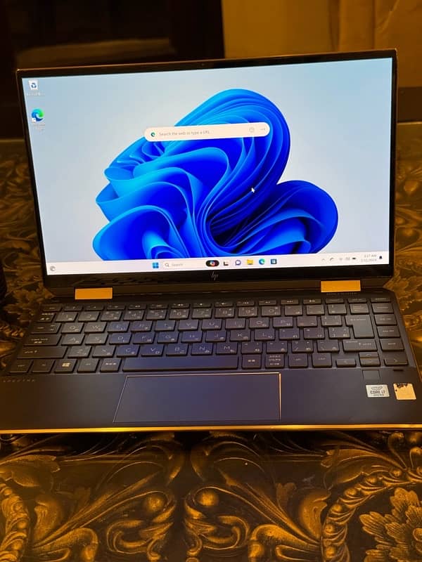 Hp Spectre X360 10th Gen Black and Gold Diamond cut Edition! 4