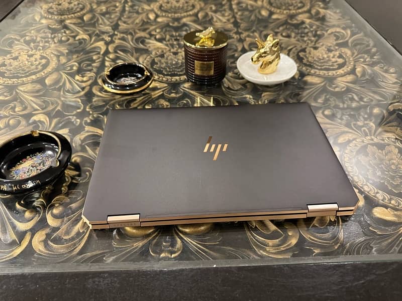 Hp Spectre X360 10th Gen Black and Gold Diamond cut Edition! 16