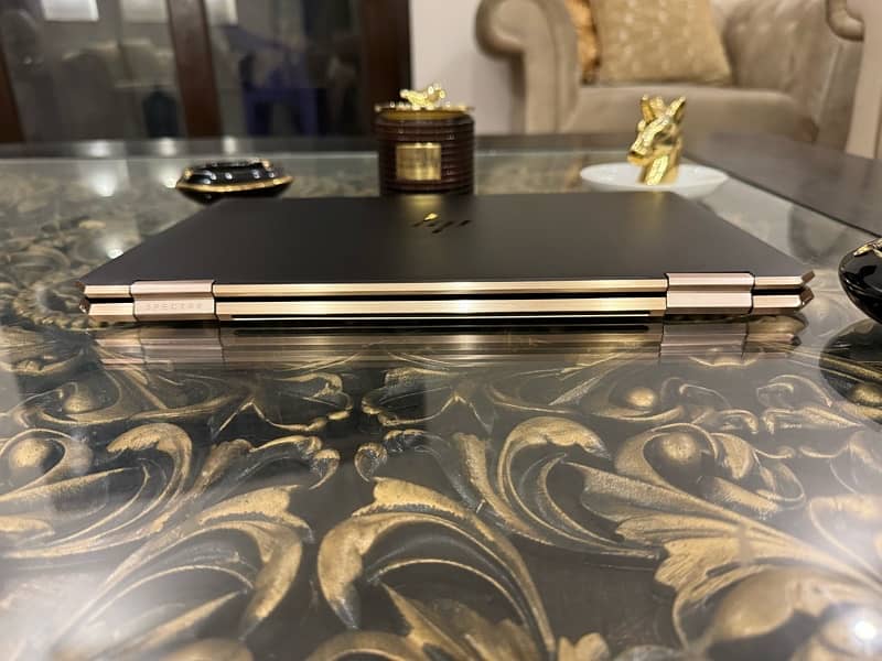 Hp Spectre X360 10th Gen Black and Gold Diamond cut Edition! 19