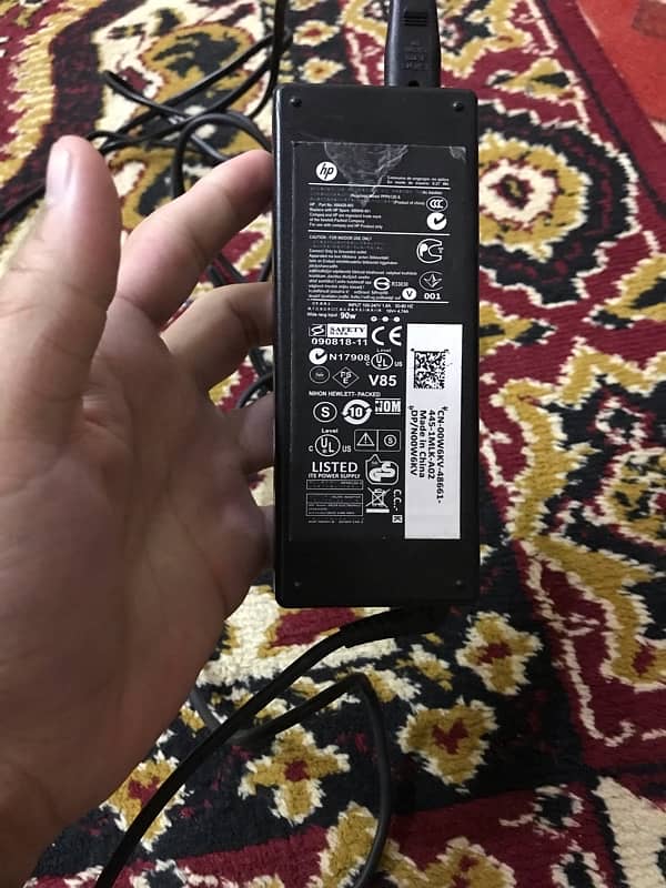 hp laptop charger 1