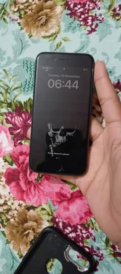 i phone 8 non pta  urgent sale