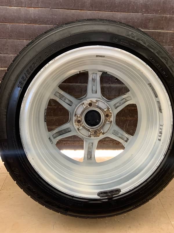 TE 37 concave 15 inch with 185 55 r15 tyres 5