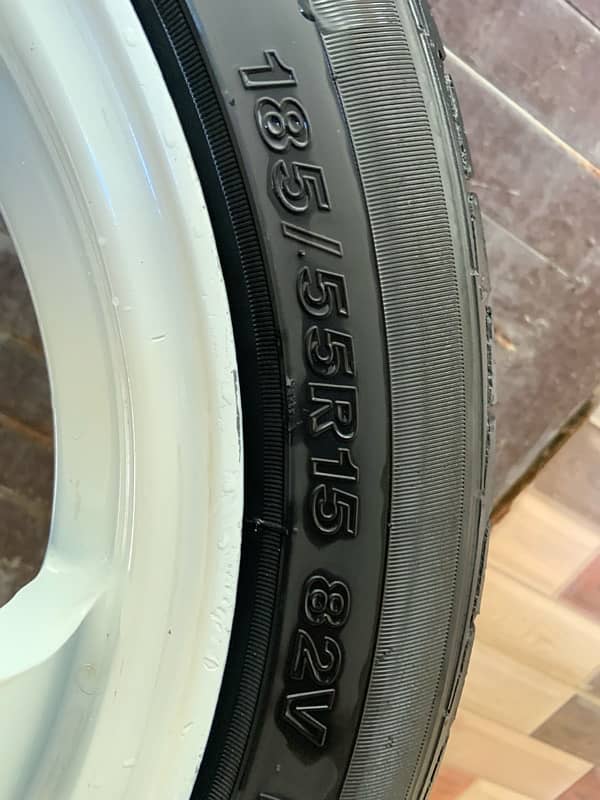 TE 37 concave 15 inch with 185 55 r15 tyres 7