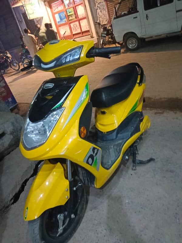 Electric bike , Scoty, 10/10 condition 0