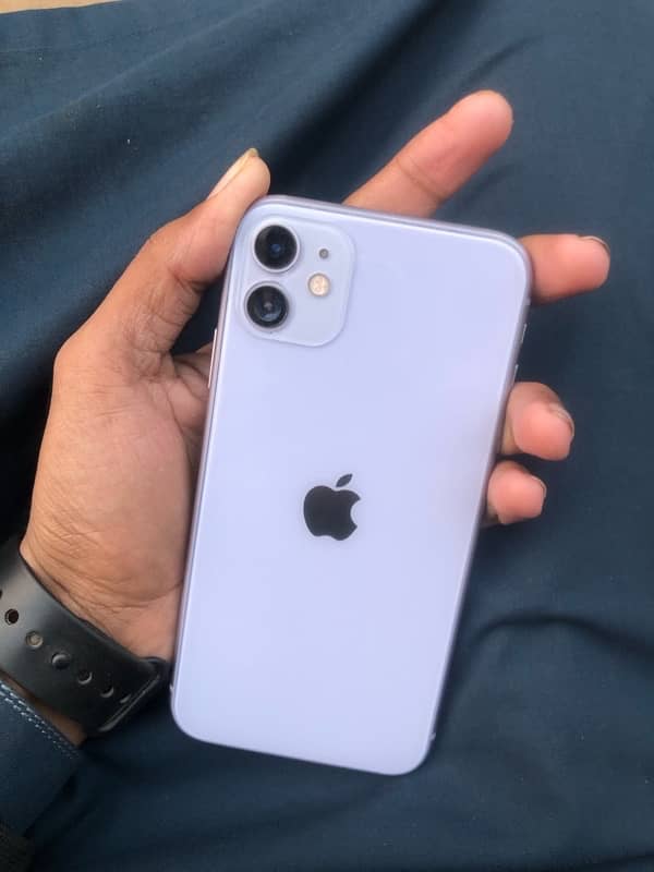 iPhone 11 128gb all ok with box 4