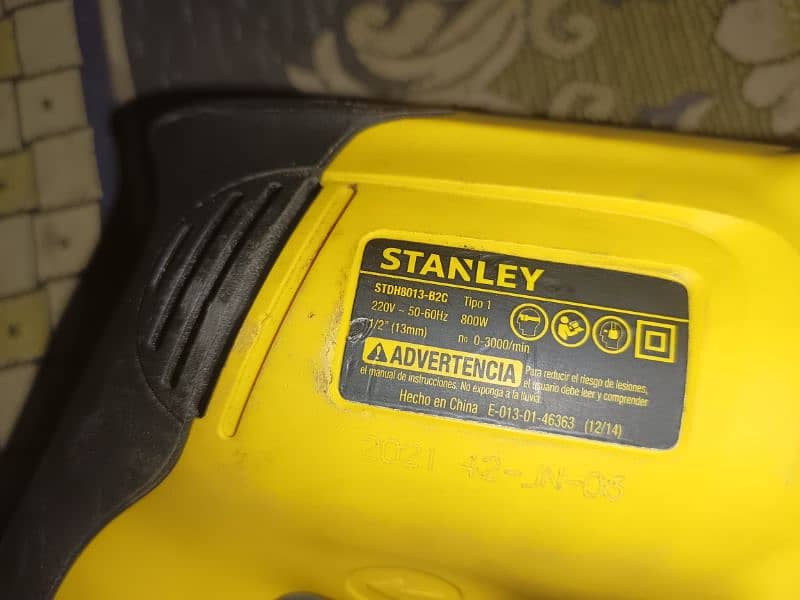 10000.          Stanley drill machine 2