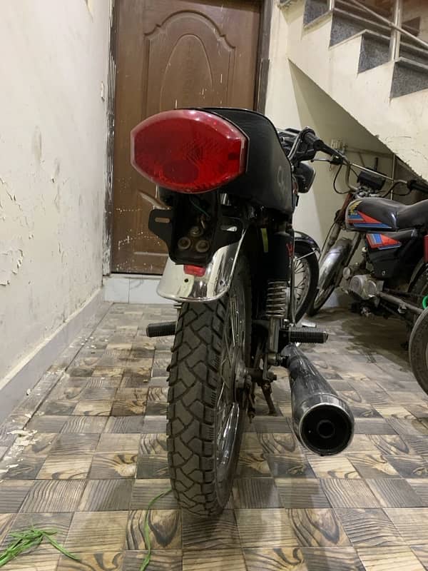 honda 125 all good like new one 8