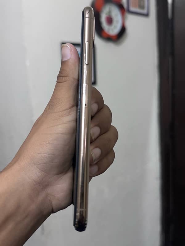 iPhone XS Max pta approved 10 /10 3