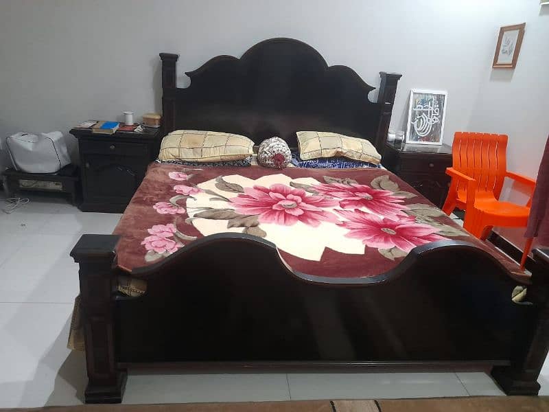 bed set wooden 1