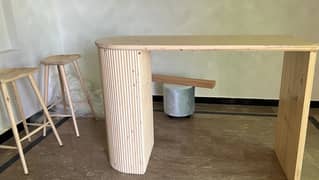 Pine Wood High table and stools from a brand