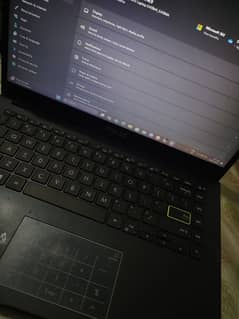 ASUS VIVOBOOK