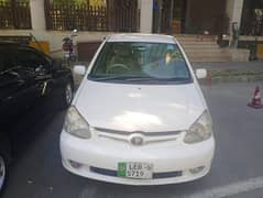 Toyota Platz 2003