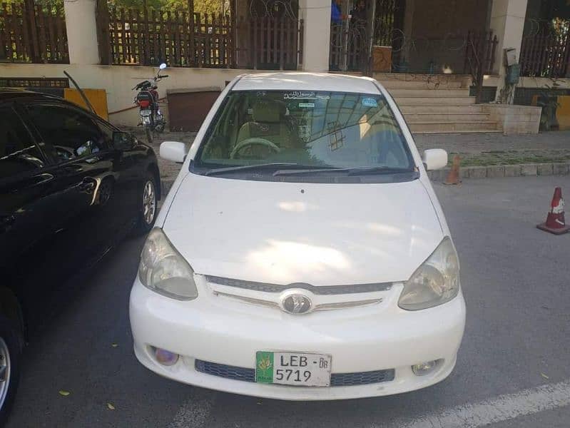 Toyota Platz 2003 0