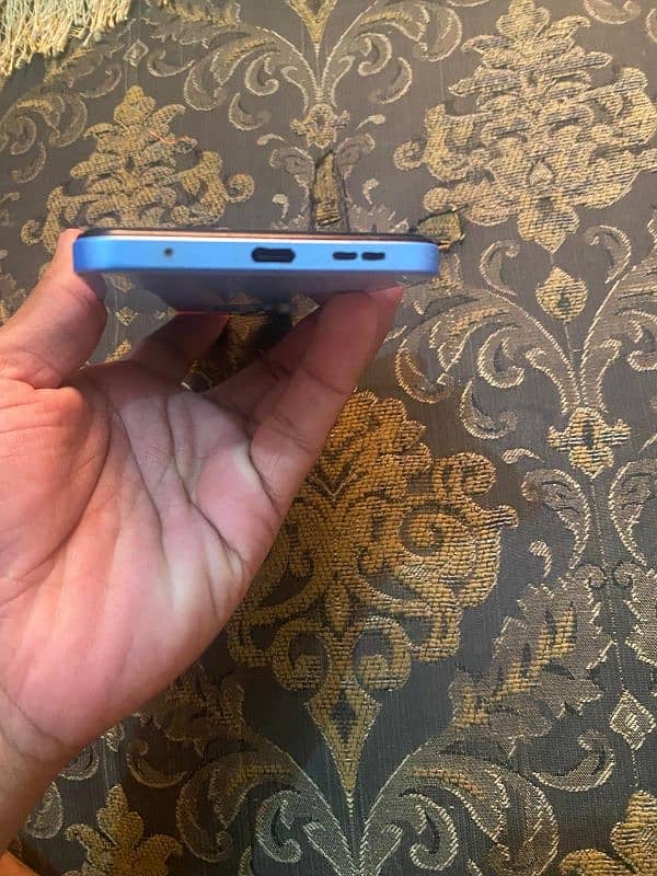 Redmi note 12 8/128 with box 10/10 condition taqreban 6