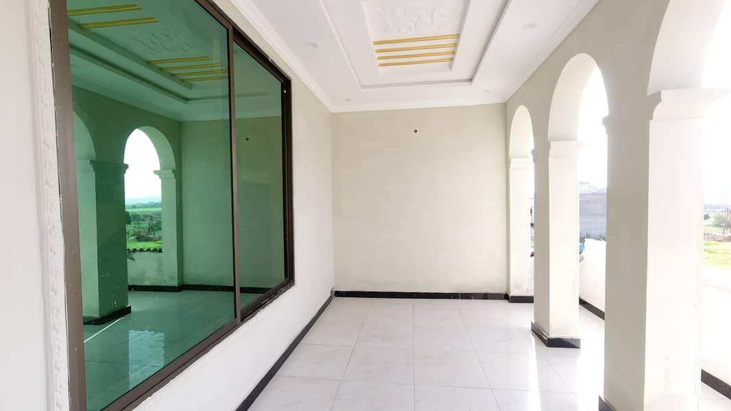 10 Marla Double Unit House. For Sale in Gulshan e Sehat. E-18 Islamabad. 16