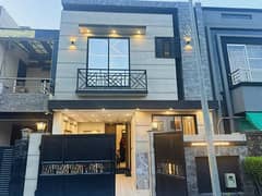 5 Marla House for Sale in Paragon City Block Imperial