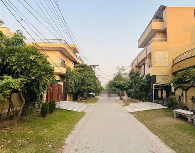 Buying A House In Marghzar Officers Colony 7