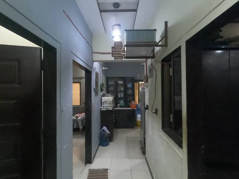 A Prime Location Flat Of 750 Square Feet In Rs. 7000000 10