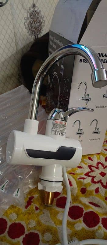 Electric hot water tap 3