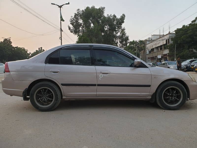 Honda Civic Oriel 2002 8