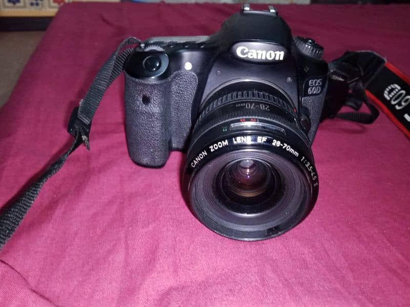 Camera DSLR Canon EOS 60D 0