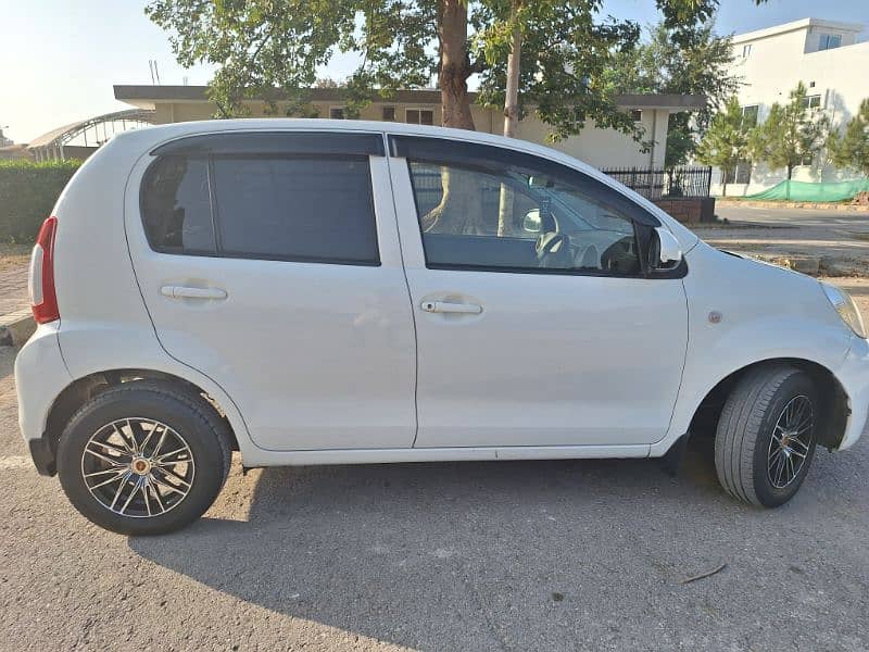 Toyota Passo 2015 5