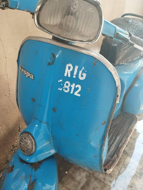 VESPA MADE IN ITALY 2