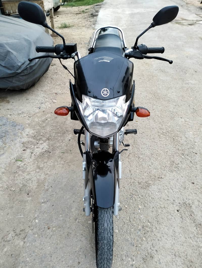 Yamaha YBR 125 2021 4