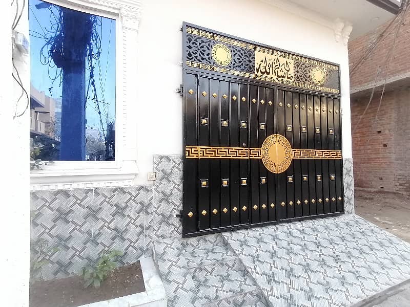 Corner House For sale In Rs. 21000000 5