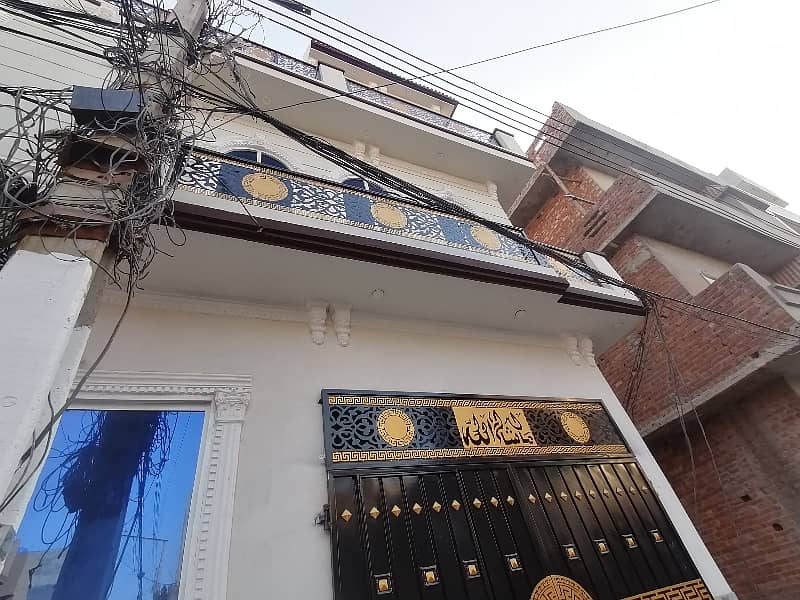 Corner House For sale In Rs. 21000000 6