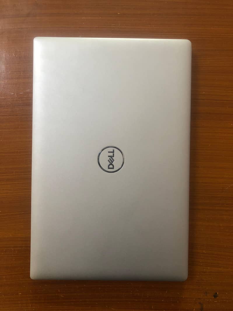 Dell Latitude 5520 8