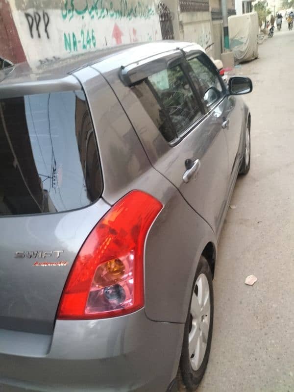 Suzuki Swift 2015 2