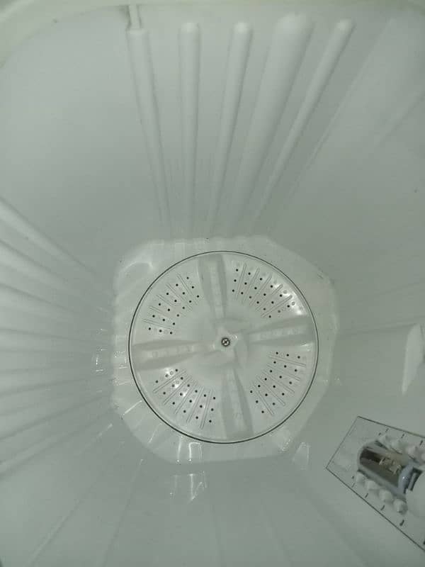 Haier Semi Automatic Washing 10kg 2