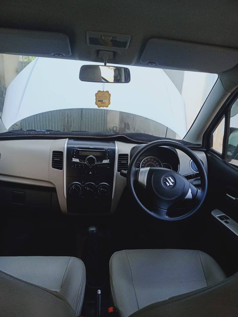 Suzuki Wagon R model 2020 showroom condition 7