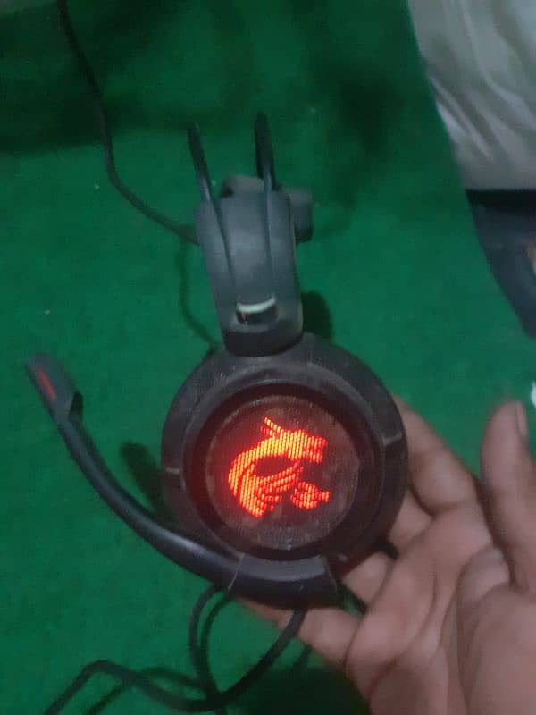 RGB gaming headphone. . . 600. . sale 10