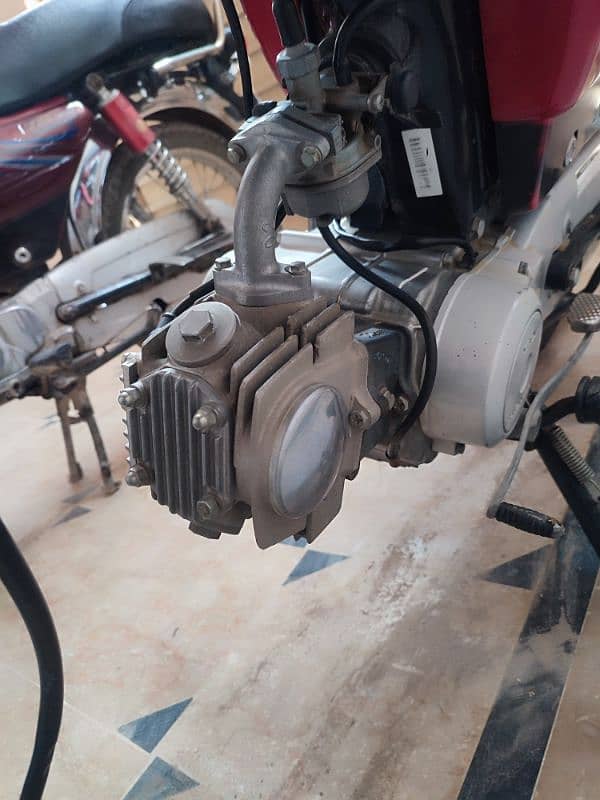 Honda 70 Full Geniuoun 4