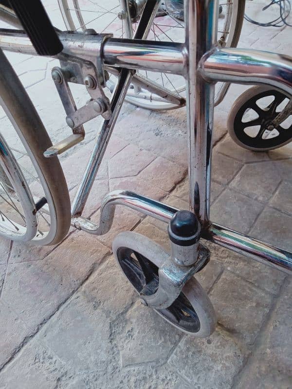 stemless steel wheel chair 4