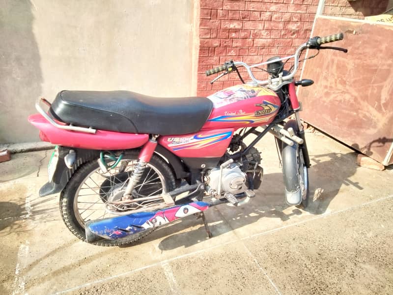 United 100cc urgent sale 4