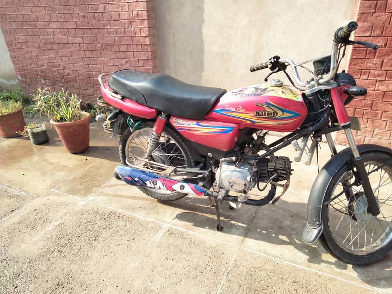 United 100cc urgent sale 5