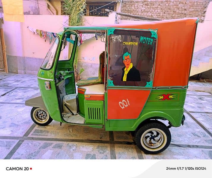 New Asia rickshaw good c,,,,,,,,,,, 03229119884 wathsapp 4