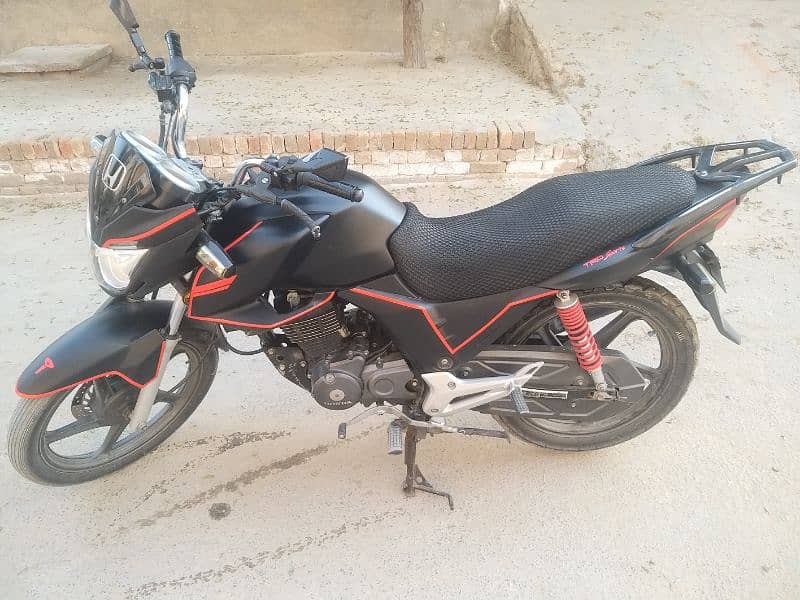 Honda CB150 بلکل نئے جیسا 11