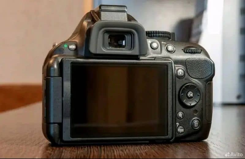 Nikon D5200 Rs. 48000 9