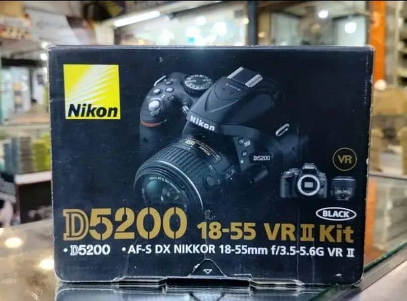 Nikon D5200 Rs. 48000 12