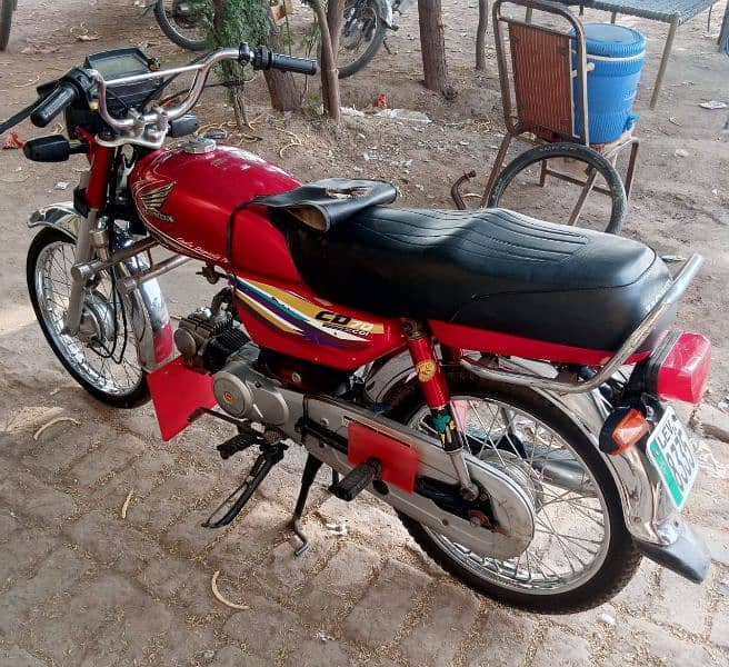 Honda CD 70 for sale 2014 my call watsaap 0326*57*51*632 1