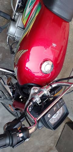 Honda  CD 70 ( Model  2023 ) good   condition