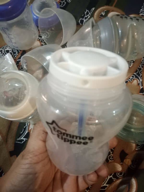 Tommee Tippee NuK Branded new feeders 6