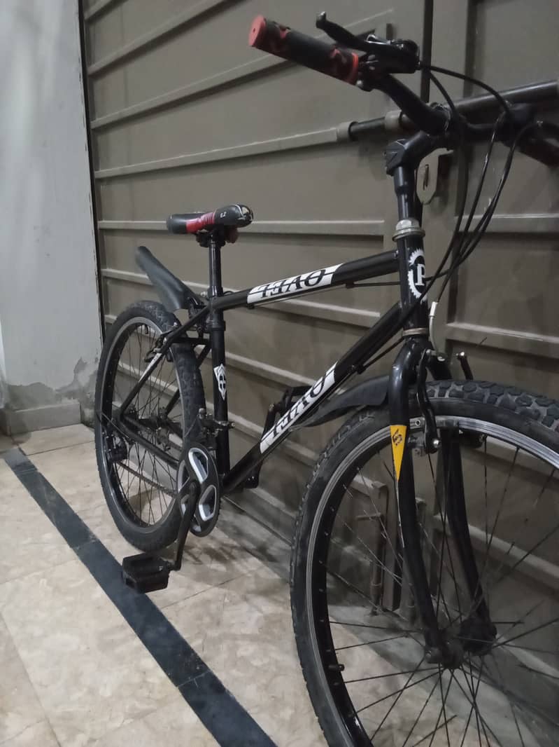 26 INCH ALUMINUM CYCLE AVAILABLE IN GOOD CONDITION (URGENT SALE) 4