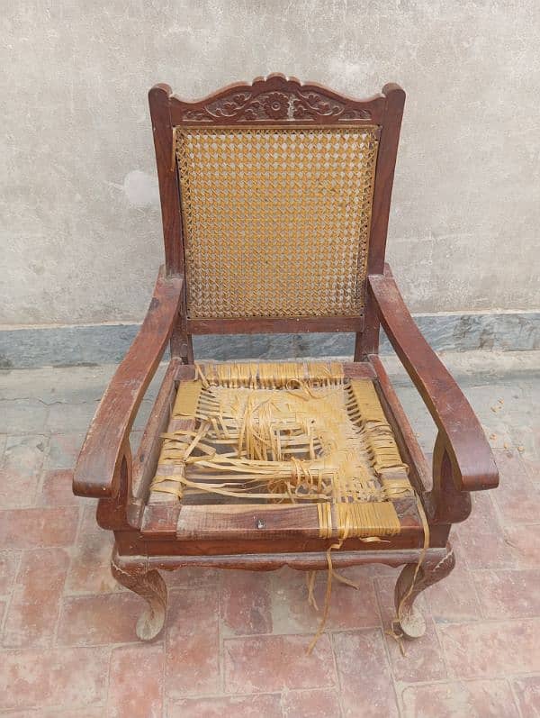 chair (kursi) 0