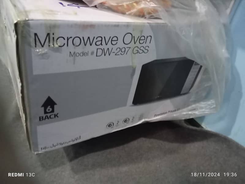 Microwave Oven (DW 297 GSS Grilling) 4